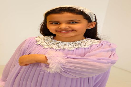 صورة جلابية موف كلاسيكي انيق وجميل باللؤلؤ على الصدر